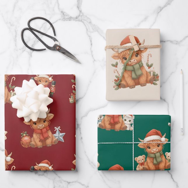 Cute Highland Cow Christmas Wrapping Paper Bundle (Front)