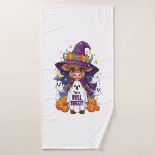 Cute Highland Cow Halloween Bath Towel