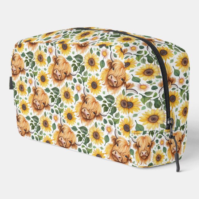 Cute Highland Cows & Yellow Sunflower Flowers Dopp Kit (Right Corner)