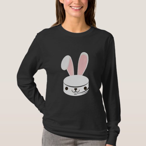 Cute Hockey Bunny  Kids Boys Girls Happy Easter Da T_Shirt