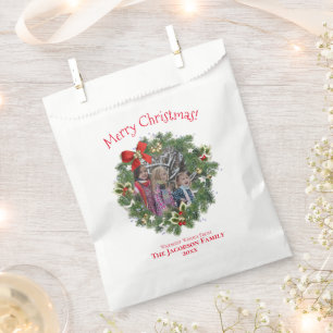 Cute Holiday Wreath Photo Frame Merry Christmas Favor Bag