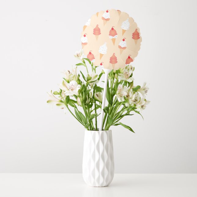 Cute Ice Cream Cone Pattern With Sprinkles Balloon (Vase)
