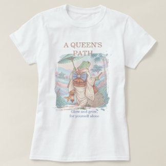 "Cute Japanese Aesthetic Frog in Kimono - A Queen' T-Shirt