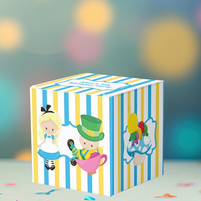 Cute Kids Alice in Wonderland Birthday Party Favor Boxes (Creator Uploaded)