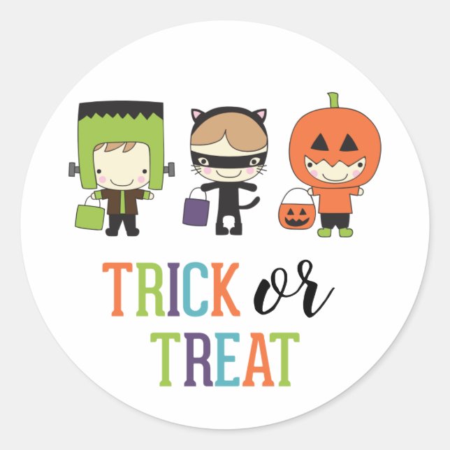 Cute kids Halloween Birthday Trick or Treat Party Classic Round Sticker (Front)