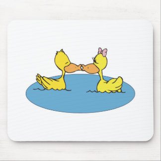 cute kissing ducks mouse pad