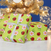 Cute Ladybug and Daisy Pattern Wrapping Paper