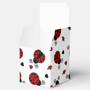 Cute Ladybug and Hearts Pattern Favor Boxes