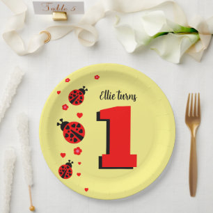 Cute Ladybug Paper Plates