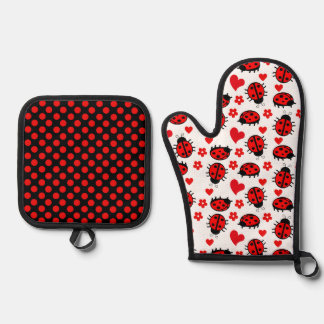 Cute Ladybug Polka Dots Black Red Seamless Pattern Oven Mitt & Pot Holder Set