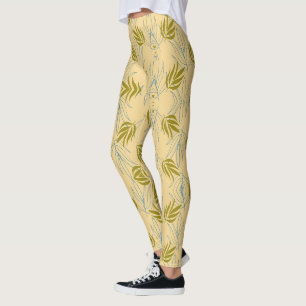 Cute leaves on pink pattern leggings