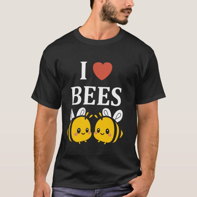 Cute Little Bee Funny simple i love bees T-Shirt (Front)