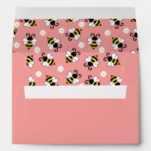 Cute little bees and daisy flowers pattern envelope