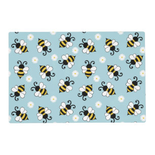 Cute little bees and daisy flowers pattern placemat