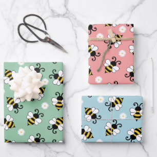 Cute little bees and daisy flowers pattern wrapping paper sheets