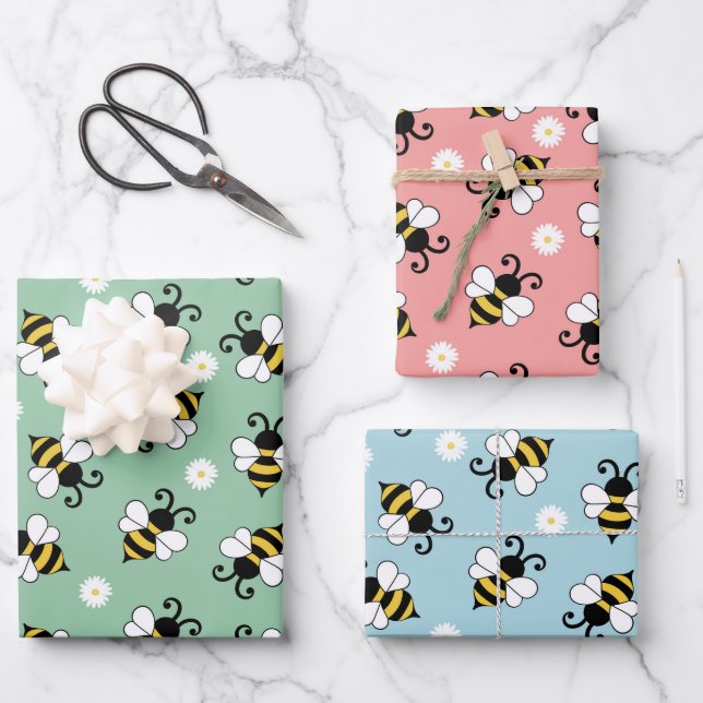 Cute little bees and daisy flowers pattern  wrapping paper sheets (Front)