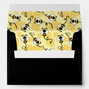 Cute little bees pattern envelope