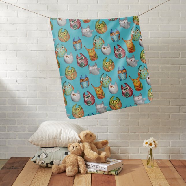 Cute little owls all-over design baby blanket (In Situ)