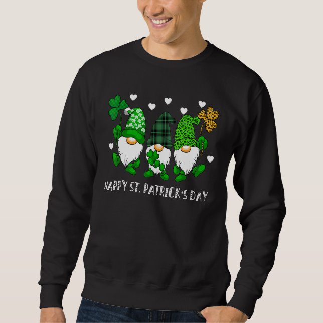 Cute Lucky Gnome Happy St Patricks Day Family Outf Sweatshirt (Front)