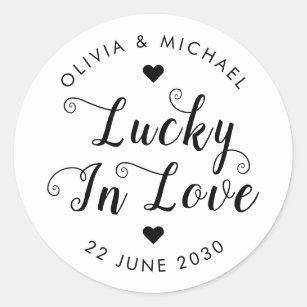 Cute Lucky in Love Thank You Sweet Wedding Favor Classic Round Sticker