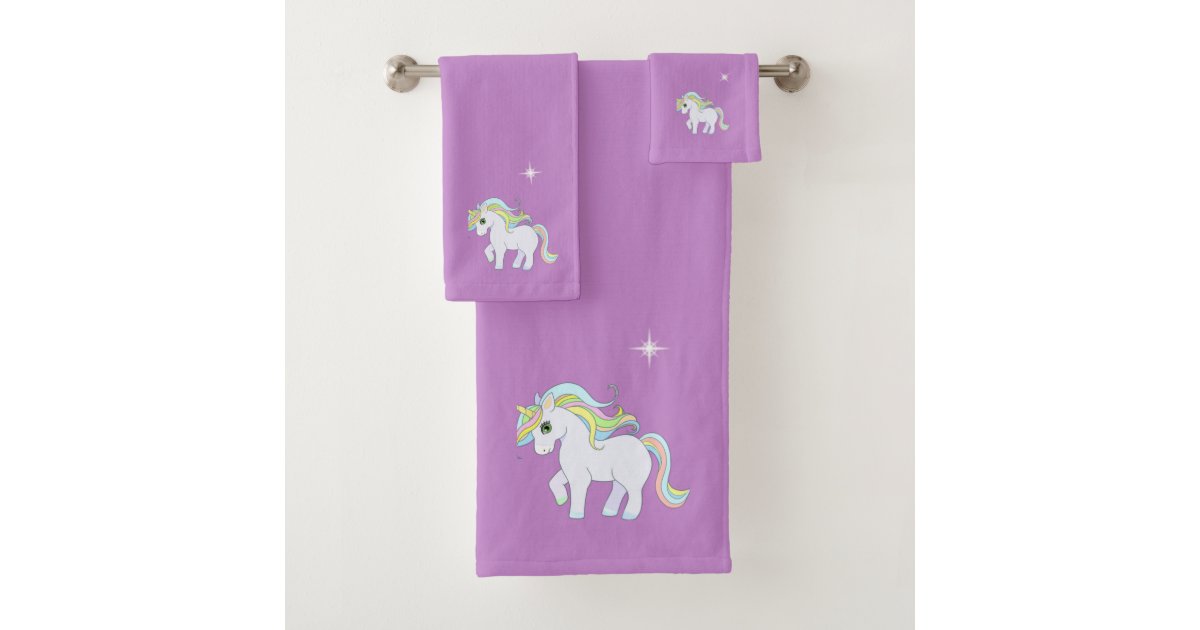 Signature Pony Towels & Mat for Home