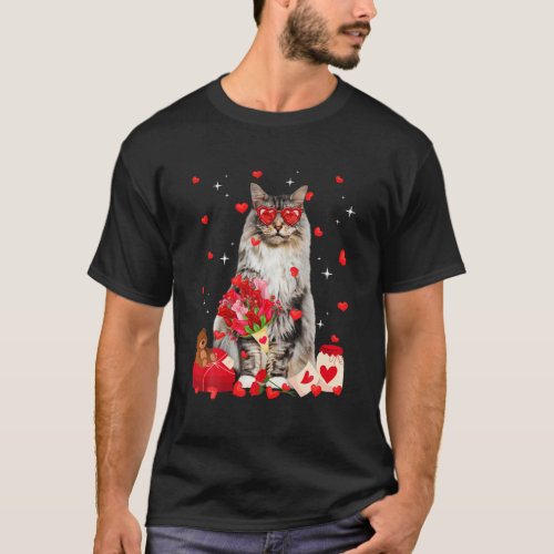 Cute Maine Coon Cat Valentine Fun Cat Dad Cat Mom T_Shirt