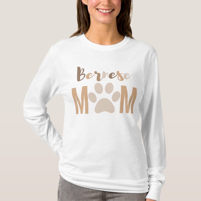 Cute Minimalist Bernese Dog Mom T-Shirt (Front)
