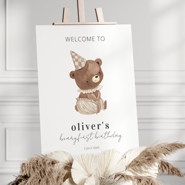 Cute Modern Little Bear 1st Birthday Welcome Sign (Creator Uploaded)