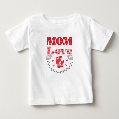 Cute Mom Love Baby T_Shirt