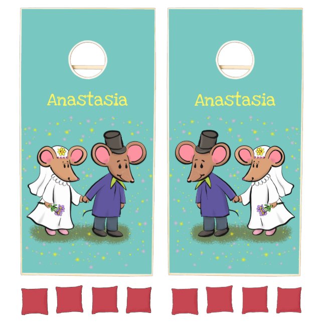 Cute mouse couple cartoon illustration cornhole set (Set)