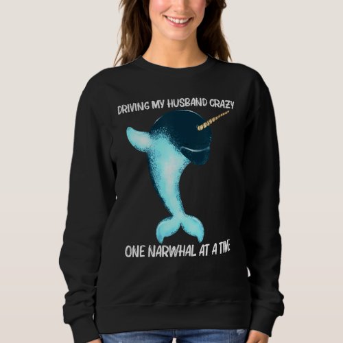 Cute Narwhal Design For Women Mom Whale Arctic Oce Sweatshirt