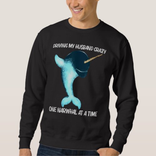 Cute Narwhal Design For Women Mom Whale Arctic Oce Sweatshirt