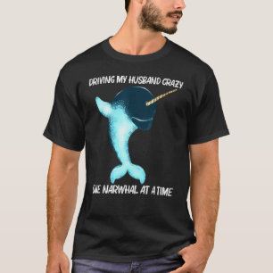 Cute Narwhal Design For Women Mom Whale Arctic Oce T-Shirt