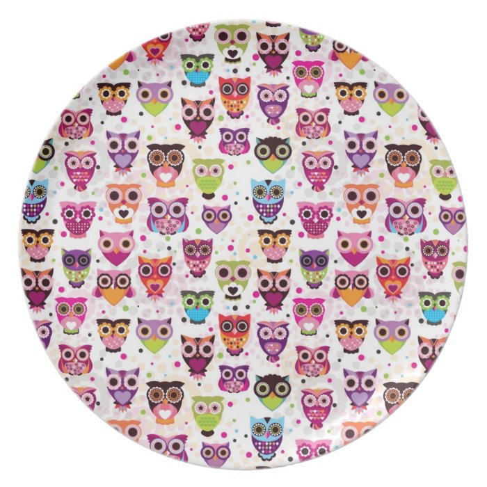Cute owl background pattern for kids dinner plate