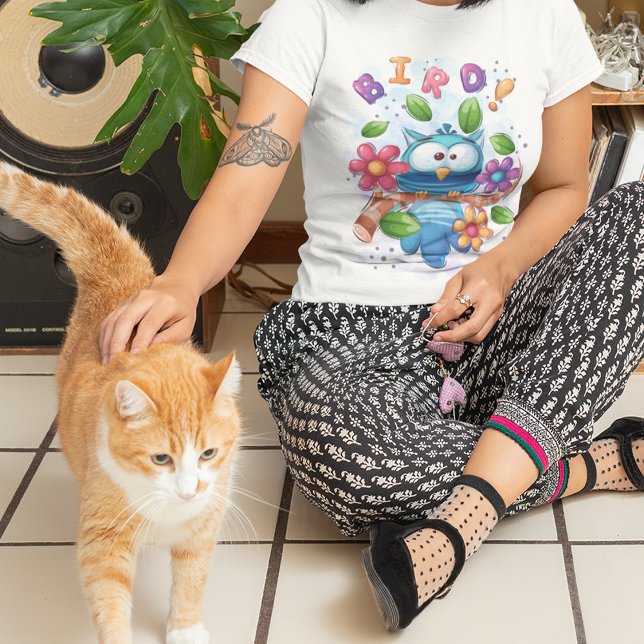 Cute Owl Bird With Flowers T-Shirt (Cute Owl Bird With Flowers T-Shirt)