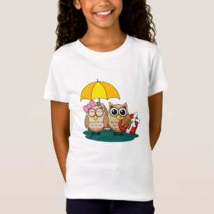 Cute Owl Lovers w/ Umbrella and Red Chocolate Box T-Shirt