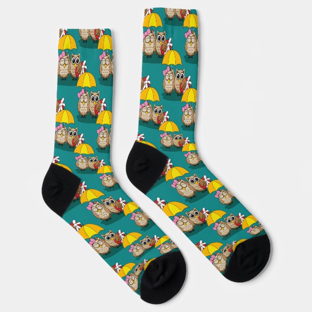 Cute Owl Lovers w/ Umbrella & Red Chocolate Box Socks (Right)