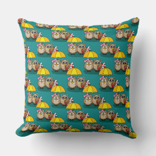 Cute Owl Lovers w/ Umbrella & Red Chocolate Box Throw Pillow
