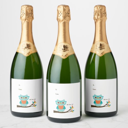 Cute Owl Reading Personalized Colorful Turquoise Sparkling Wine Label