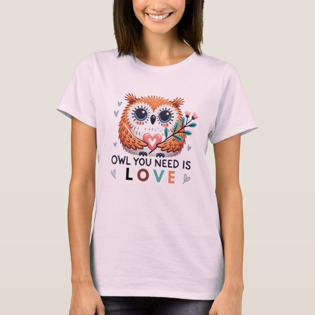 Cute Owl Women's T-Shirt - LOVE (Front)