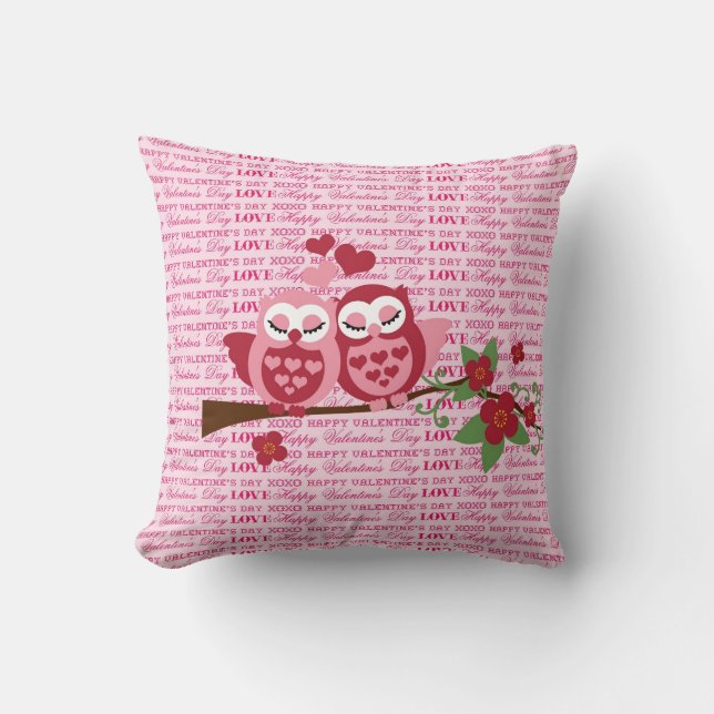 Cute Owls in Love Happy Valentine's Day Gifts Throw Pillow (Front)
