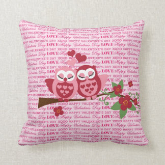 Cute Owls in Love Happy Valentine's Day Gifts Throw Pillow