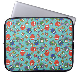 Cute Owls on Bright Turquoise Background Laptop Sleeve