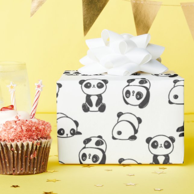 Cute Pandas Pattern Wrapping Paper (Birthday Party)
