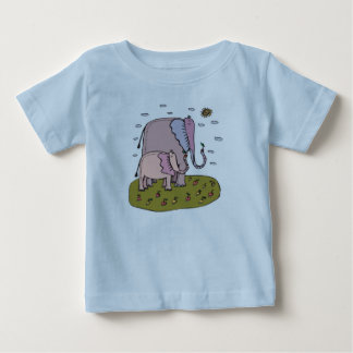 cute pastel mommy and baby elephant eating fruit T-Shirt