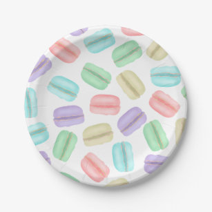 Small paper plates with colored macarons drawing