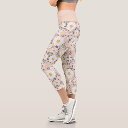 Cute Peach And White Floral Daisy Capri Leggings