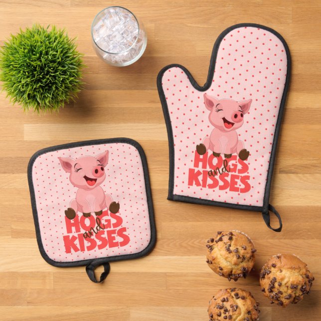 Cute Pig Pun Oven Mitt & Pot Holder Set (Top Down)