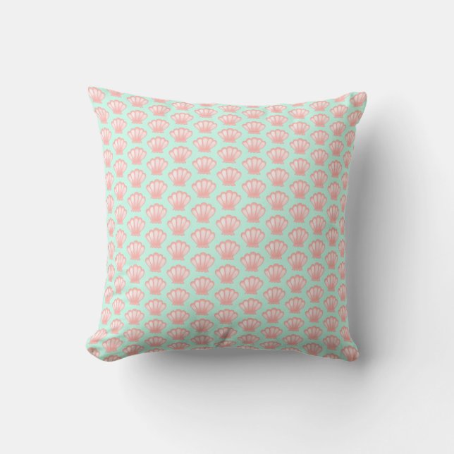 Cute Pink Seashell Pattern Illustration Throw Pillow (Front)