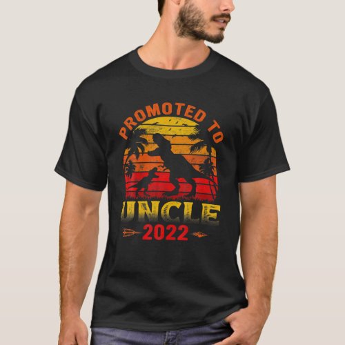 Cute Promoted To Uncle Est 2022 Dinosaur Fathers D T_Shirt
